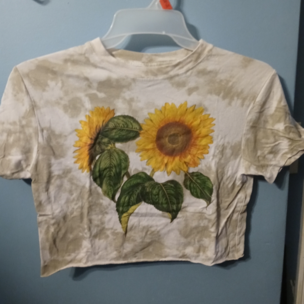 Sunflower tie dye crop top